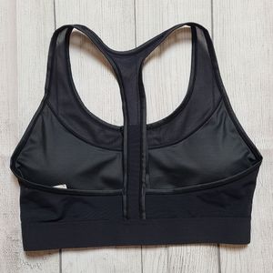 BROOKS *NWOT* SIZE L. Sports Bra